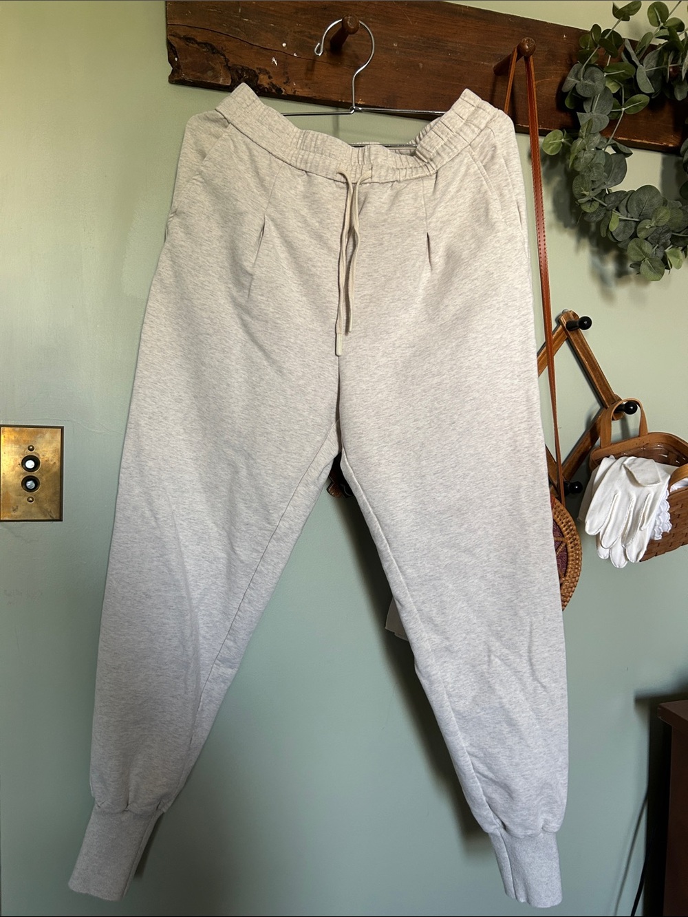 Varley Light Gray Women’s Joggers with Drawstring Waist